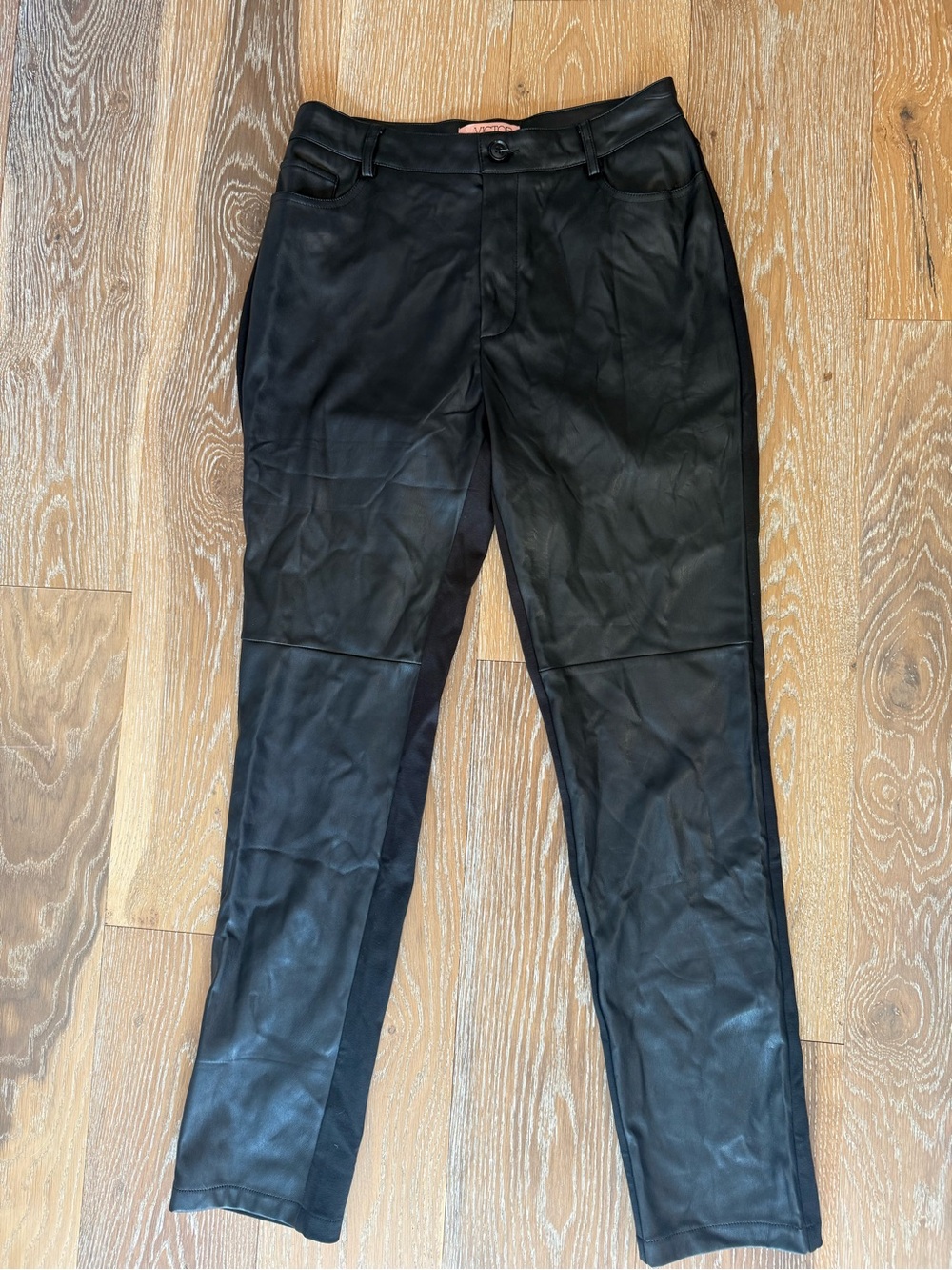 VG by Victor Glemaud Faux Leather Ponte Pants in black size small NWT - Picture 2 of 7